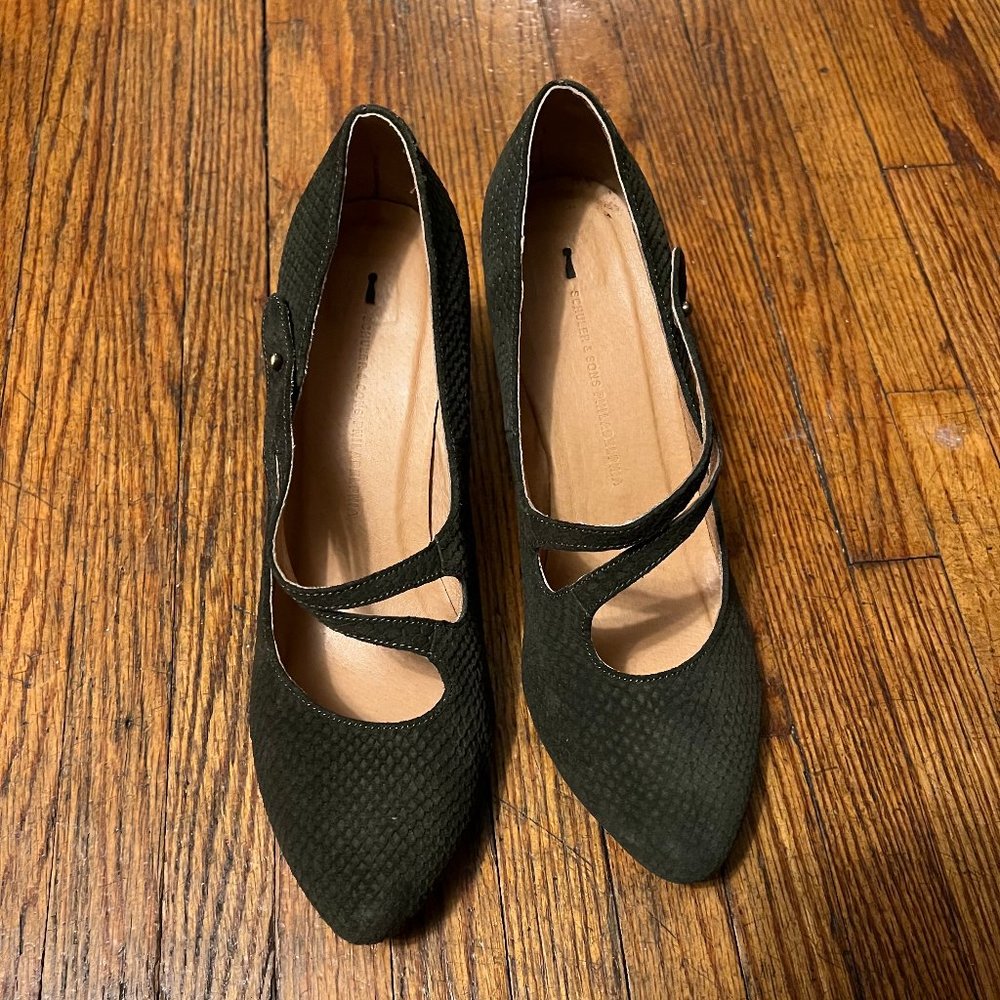 Anthropologie Schuler & Sons Korey textured leather 9 1/2 shoes